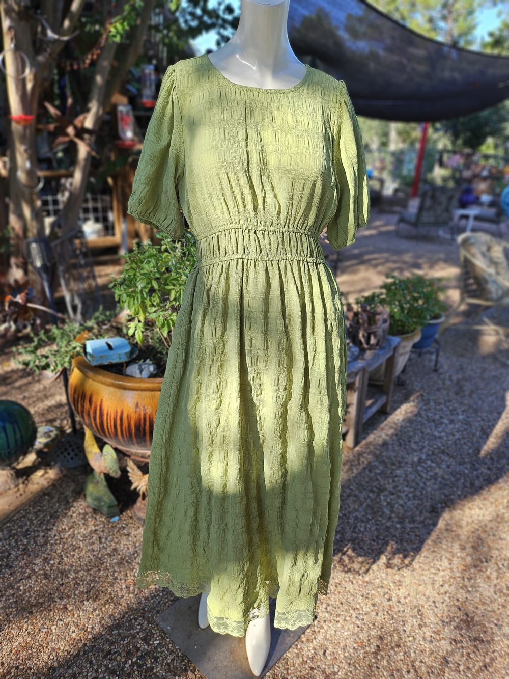 Ava Rose Smocked Waist Puff Sleeve Green Textured Polyester Midi Dress M